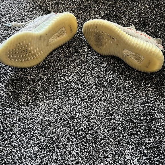 Yeezy Blue Tint size 5 - Picture 2 of 8